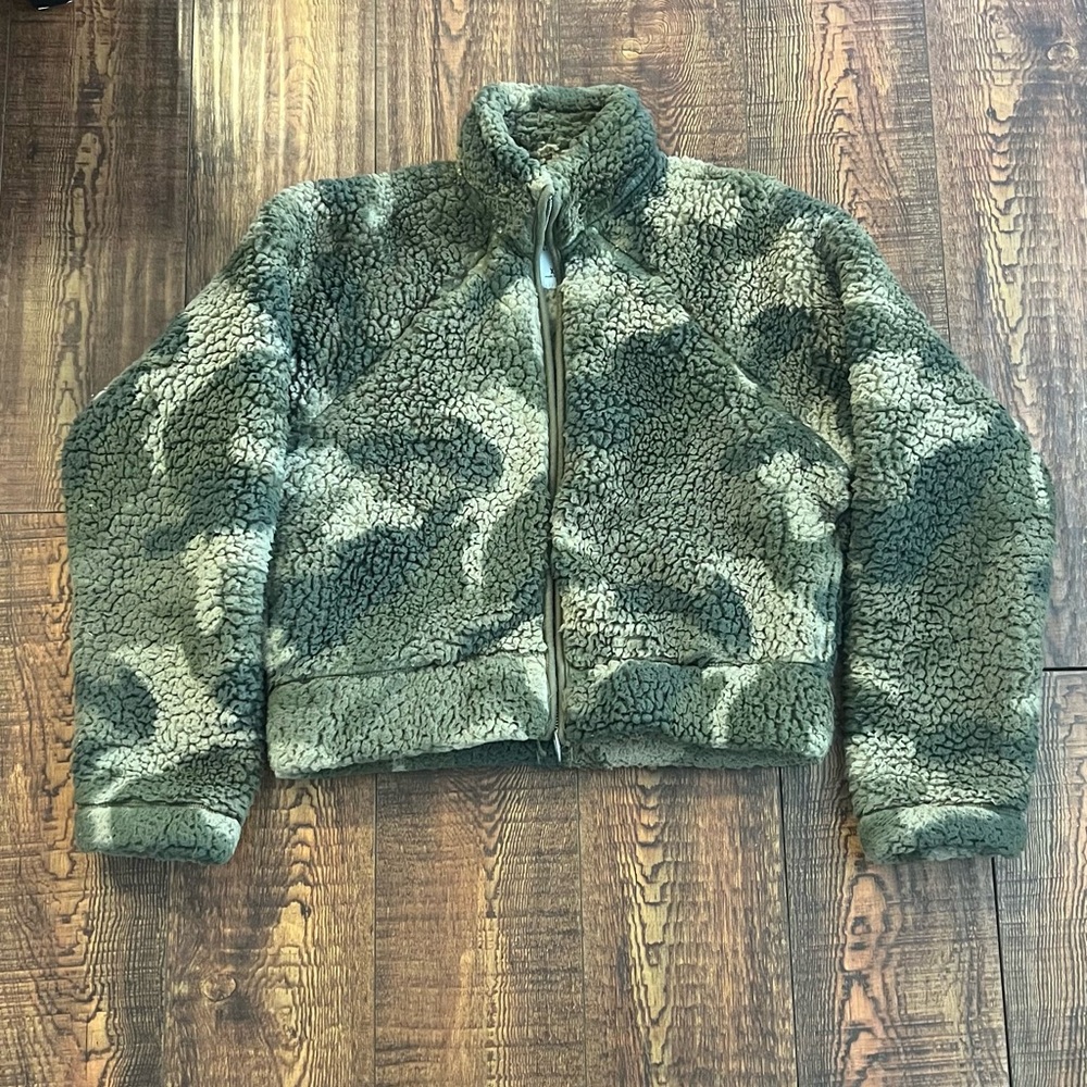 Hollister army fur jacket